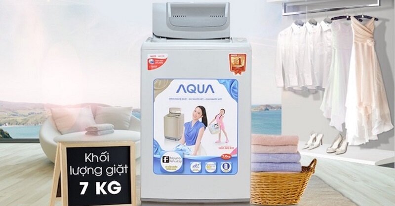 Máy giặt cửa trên Aqua AQW-S70KT 7kg
