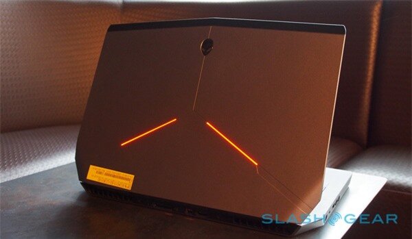 alienware laptop chơi game 13 inch