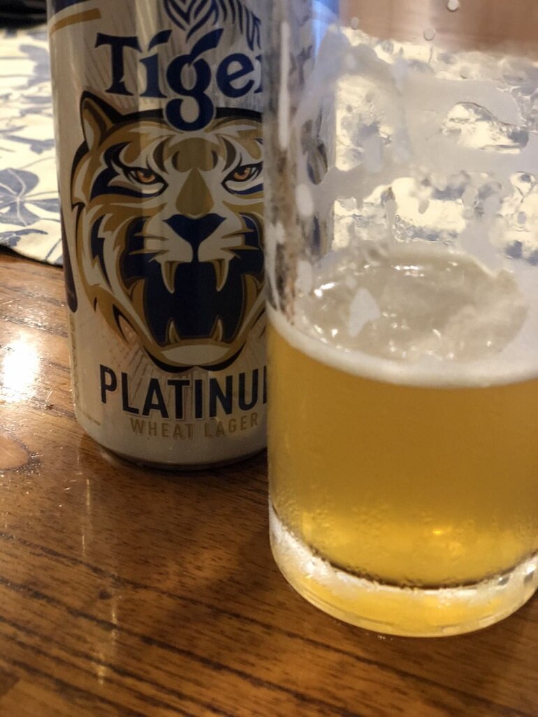 Đánh giá bia Tiger Platinum Wheat Lager uống có ngon không, nồng ...