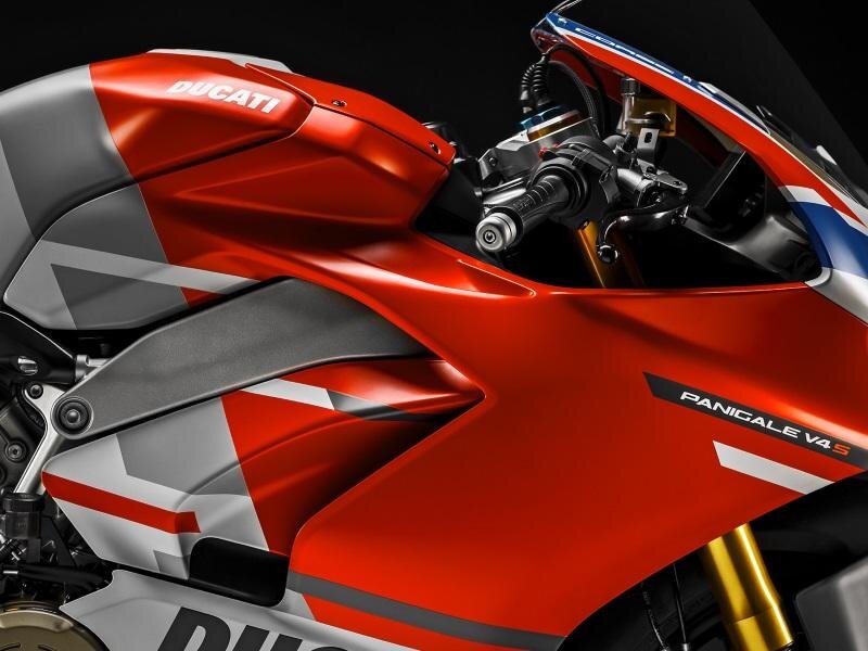 Đánh Giá Ducati Panigale V4 S: Thông Số, Giá Bán, Thiết Kế Chi Tiết? |  Websosanh.Vn