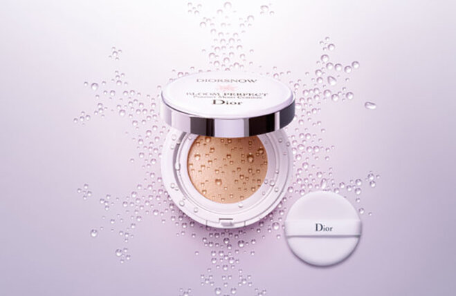 Phấn nền DiorSnow Bloom Perfect