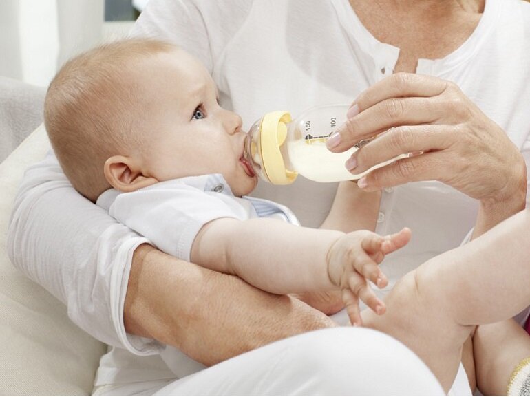 Thiết kế của bình sữa Medela chính hãng 250ml