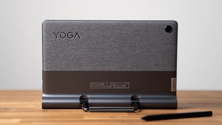 Đánh giá Lenovo Yoga Tab 11: Chân đế độc đáo và bút cảm ứng đi kèm! |  