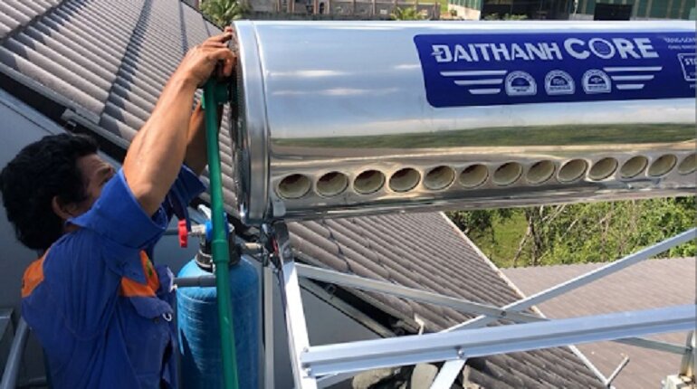Lưu ý sử dụng máy nước nóng năng lượng mặt trời Đại Thành Core 300l (58-28) bền bỉ, đúng cách