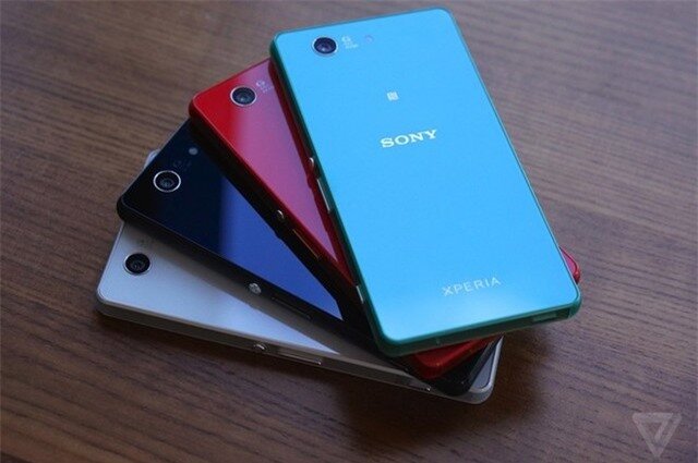 Ảnh thực tế bộ đôi Xperia Z3 và Z3 Compact vừa ra mắt