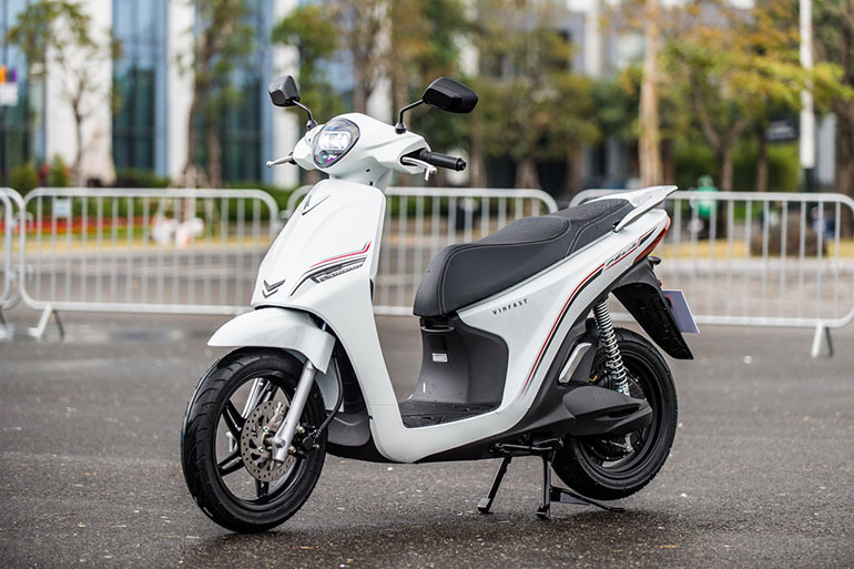 5 mẫu xe máy điện dưới 30 triệu đồng đáng mua khi xăng đang bão giá  Ôtô Xe máy  Vietnam VietnamPlus