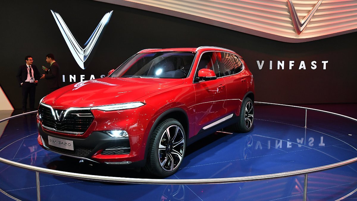 VinFast SUV LUX SA 2.0 tiết kiệm nhiên liệu sản xuất tại Việt Nam, tiêu chuẩn châu Âu