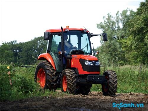 Máy cày Kubota M6040 có tốc độ cày xới siêu nhanh