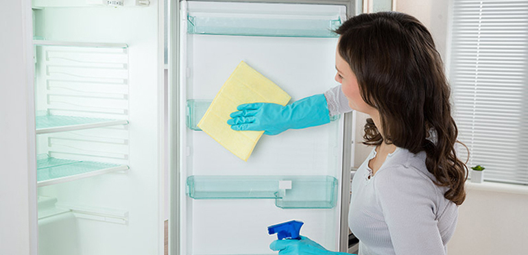 Cần vệ sinh tủ lạnh định thường xuyên