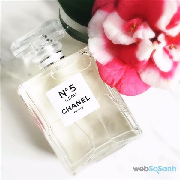 nước hoa chanel no5 leau