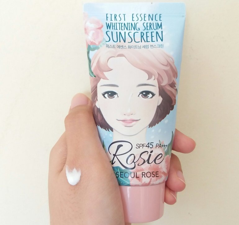 Kem chống nắng Rosie First Essence Whitening Serum Sunscreen chỉ số chống nắng cao, SPF 45, Pa++++  .
