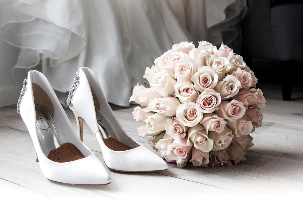 Một đôi giày cưới thoải mái là quan trọng nhất