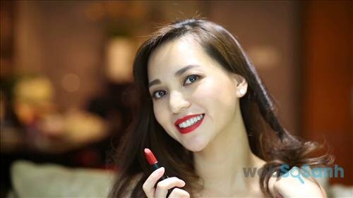 Nhìn chung son lì Sophia The 1st Ampoule Matte Lipstick tuy có giá rẻ nhưng trải nghiệm không tồi