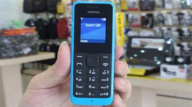 Nokia 105 có giá bán tại thegioididong.com khoảng 420 ngàn đồng