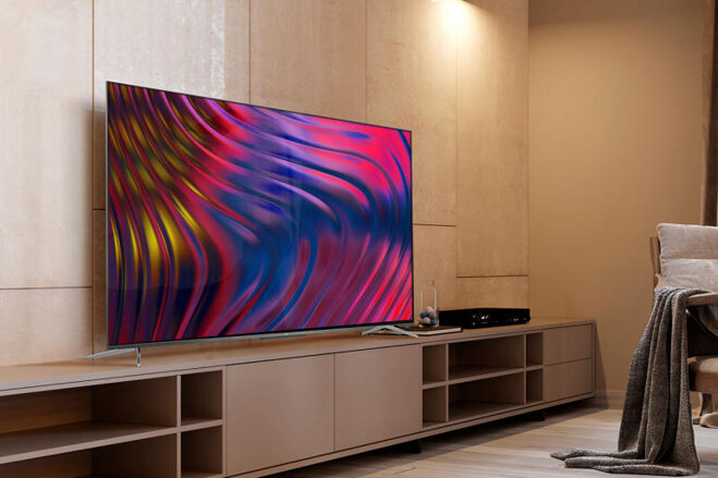 Thiết kế và tính khả dụng của QLED Tivi 4K TCL 65C715 65 inch