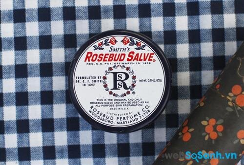 Son dưỡng môi Smith’s Rosebud Salve