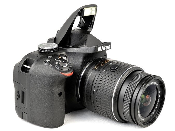 https://review.websosanh.net/Images/Uploaded/Share/2014/12/23/Nikon-D3300-–-May-anh-DSLR-gia-reNang-cap-khung-Phan-3_2.jpg