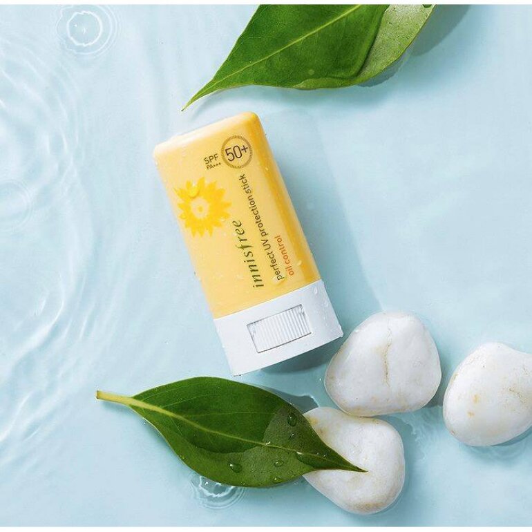 Kem chống nắng cho da dầu Innisfree Perfect UV Protection Stick oil Control