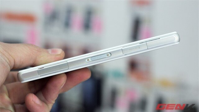 OS X:Users:NamDinhVan:Desktop:genk:4-genk-xperia-z1-mini-7892.jpg