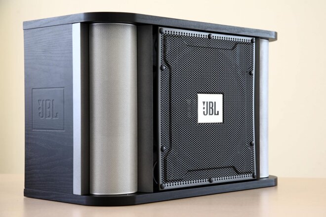 JBL RM10 II là một sản phẩm được nhiều người yêu thích