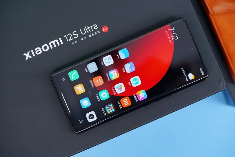 xiaomi 12s ultra giá bao nhiêu tiền