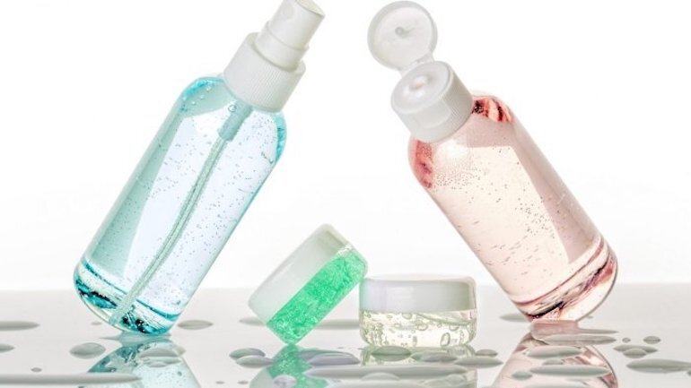 Vậy nước hoa hồng có phải là toner không?