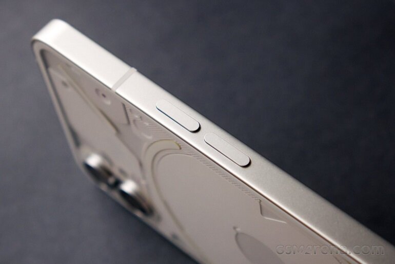 trên tay nothing phone 1