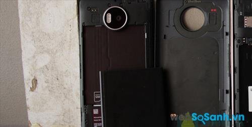 Pin của điện thoại Lumia 950 XL có thể tháo rời