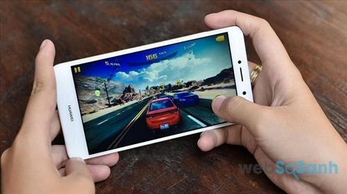 Smartphone chơi game tầm trung Huawei GR5 Pro 2017