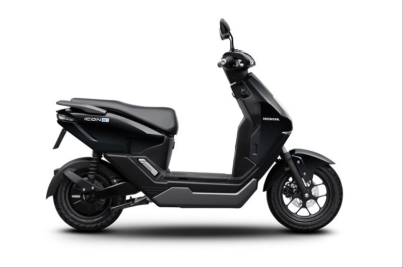 Loạt khuyến mại hấp dẫn khi mua xe máy điện Honda ICON e: từ tháng 8 - 10/2025