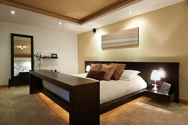 Đèn LED âm trần với ánh sáng dịu nhẹ cho phòng ngủ