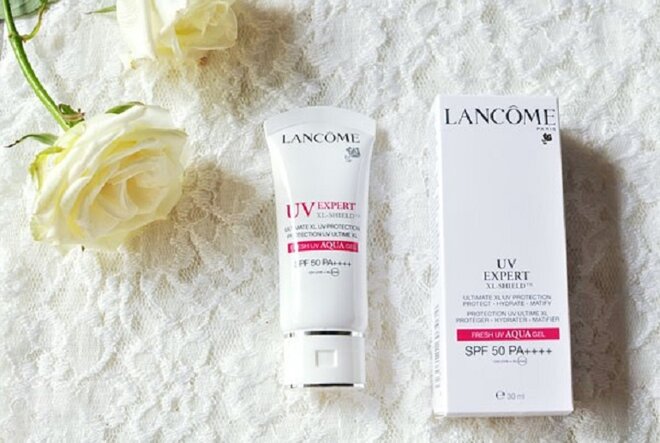 Kem chống nắng dưỡng ẩm Lancome UV Expert XL-Shield Fresh