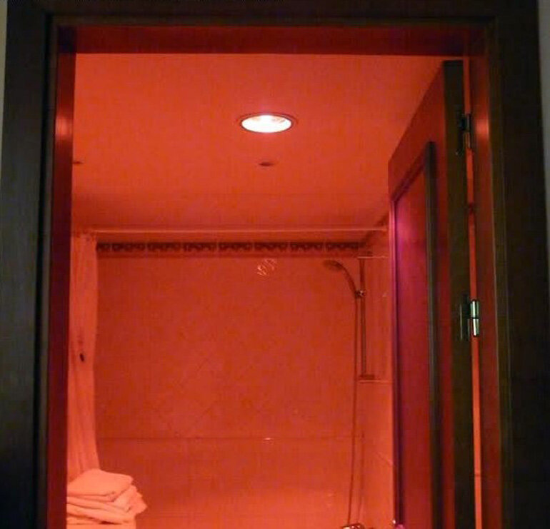 Đèn sưởi nhà tắm âm trần 1 bóng nhiều ưu điểm mà bạn không ngờ tới 