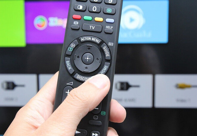 Chọn nút Home trên remote để chọn về chế độ xem truyền hình