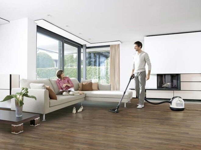 Karcher là thương hiệu máy xịt hút nổi tiếng của Đức