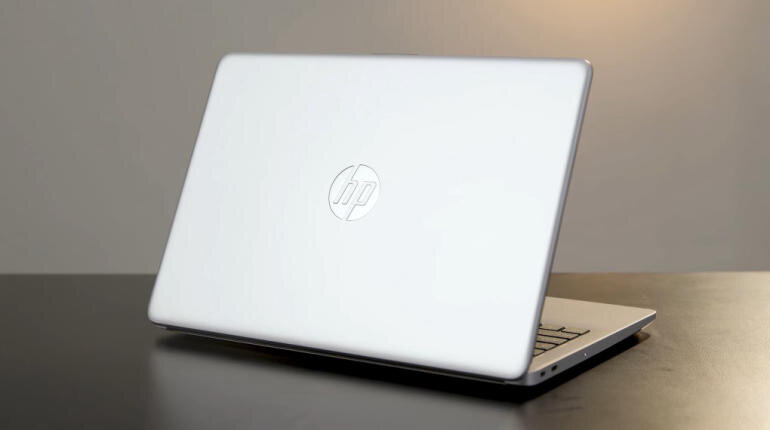 laptop HP 240 G9