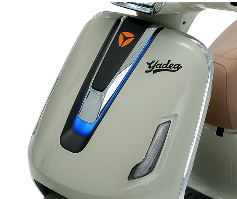 Xe máy điện Yadea Oris đẹp như Vespa, đi tới 90 km/lần sạc kèm trang bị thông minh bất ngờ!