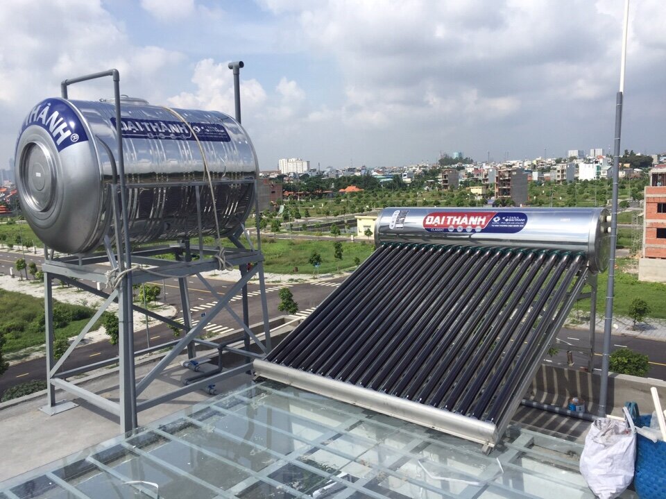 Máy nước nóng mặt trời Đại Thành