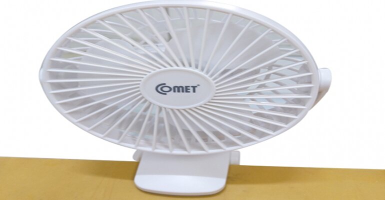 quạt tích điện Comet CRF0705