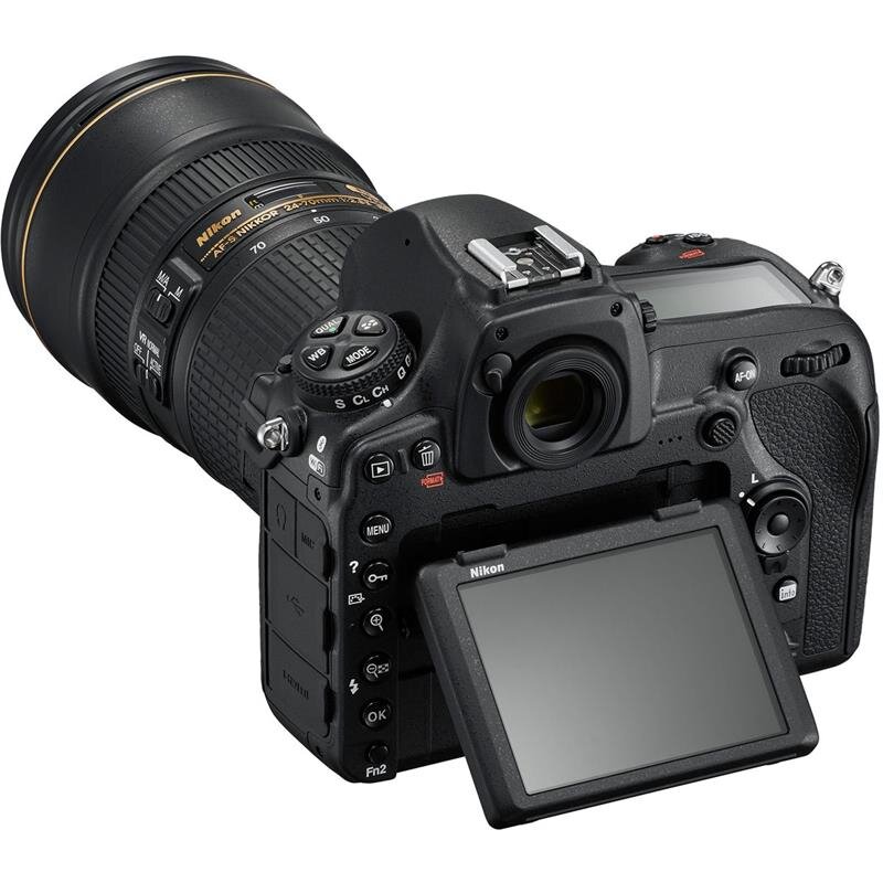 Máy ảnh DSLR Nikon chụp sắc nét