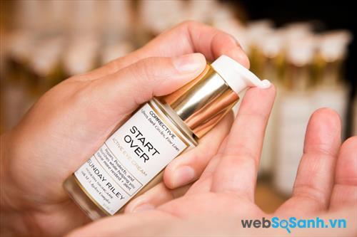 Kiehl’s Creamy Eye Treatment with Avocado và Sunday Riley Kiehl’s Creamy Eye Treatment with Avocado và Sunday Riley