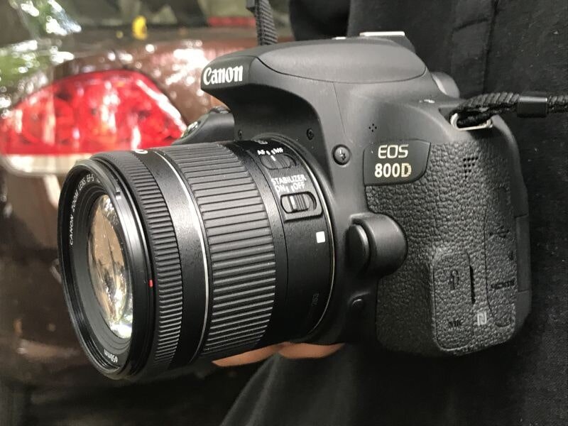 Dòng Canon EOS 800D gây ấn tượng với người dùng 