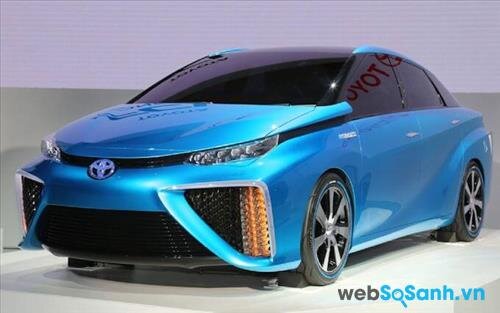 Top 10 thương hiệu xe ô tô nổi tiếng nhất thế giới: ô tô Toyota