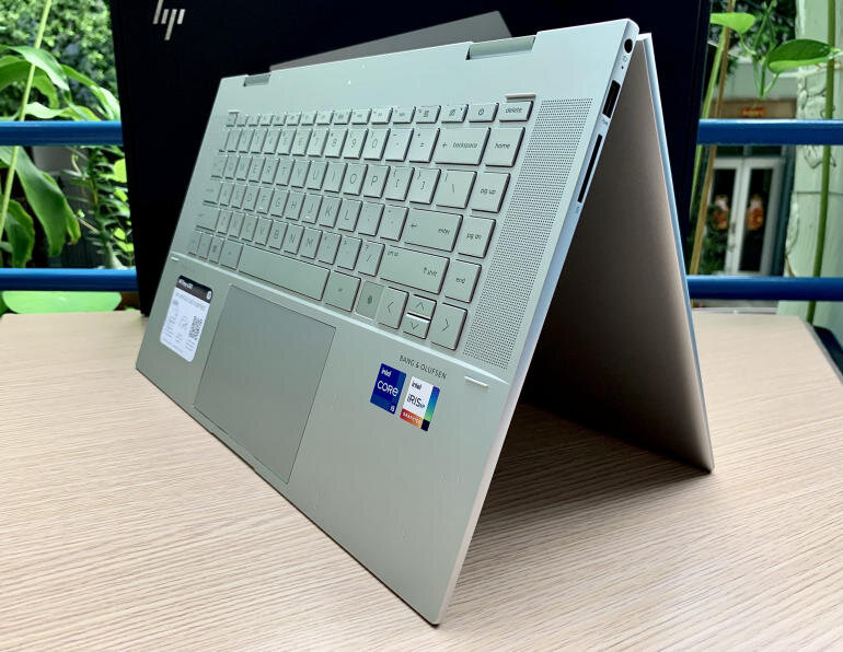 laptop HP Envy X360 15m-es1013dx