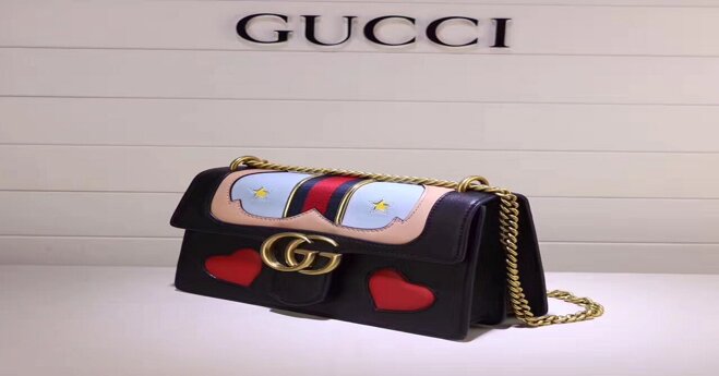 túi xách gucci họa tiết