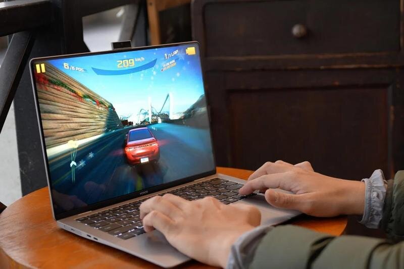 Honor MagicBook Art 14 - Kỷ nguyên mới của laptop Windows