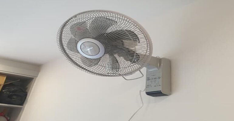 Quạt treo tường Toshiba TF-30RK25 thiết kế mang phong cách Nhật Bản quạt treo tường Toshiba TF-30RK25