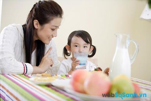 Dielac Optimum Step 4 giúp bé ăn ngon và tiêu hóa tốt hơn