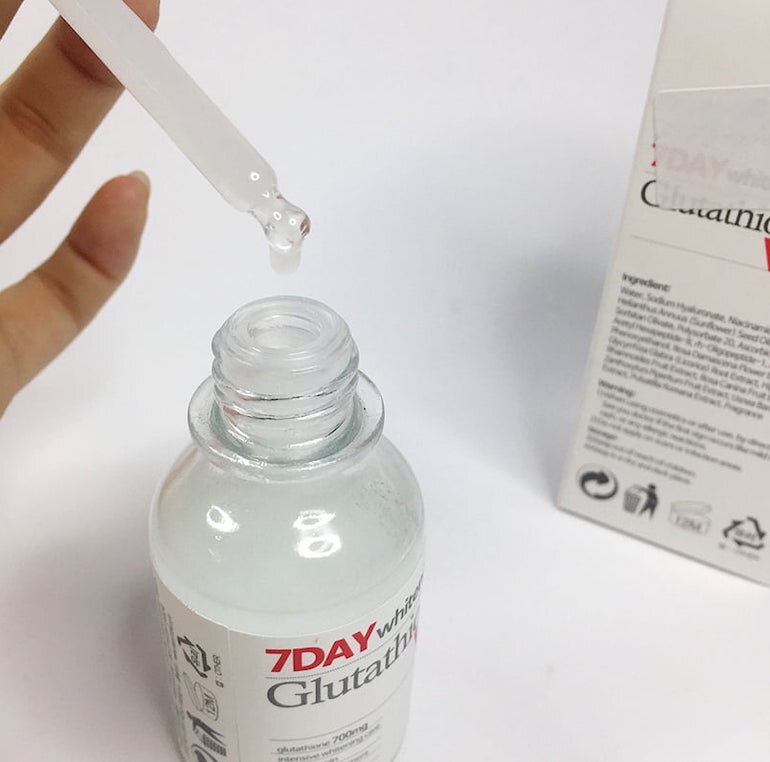 Serum Glutathione 700 sở hữu bảng thành phần từ thiên nhiên nên an toàn với làn da