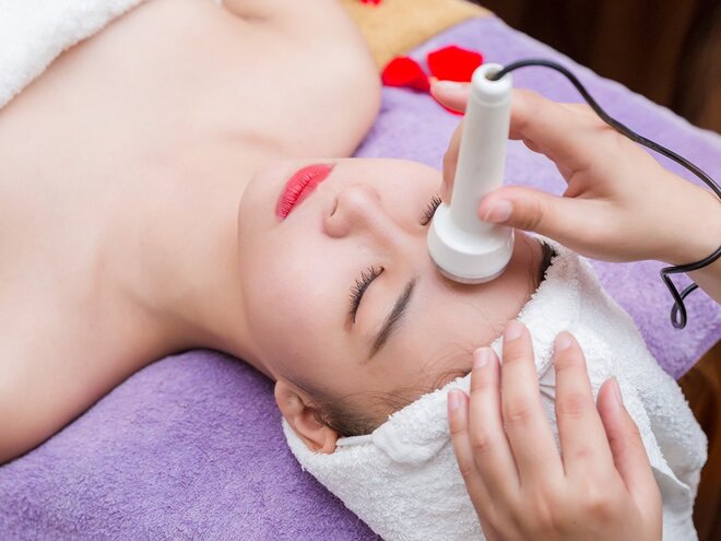 Máy Viss RF có khá nhiều ưu thế cạnh tranh với nâng cơ mặt tại spa